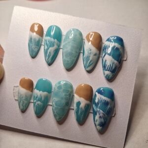 Ocean Wave Press-On Nails